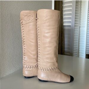 CHANEL Beige Leather Cap Toe Whipstitch Flat High Boots Size 38 7 7.5 8